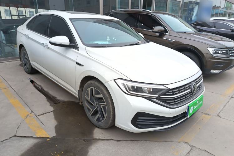 Used Volkswagen Sagitar 2023 300TSI DSG Excellence Edition Front Right 45 Deg