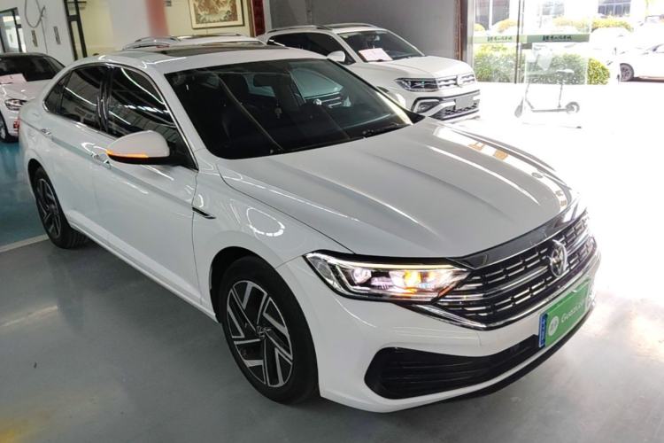 Used Volkswagen Sagitar 2023 280TSI DSG Beyond Lite Edition Front Right 45 Deg