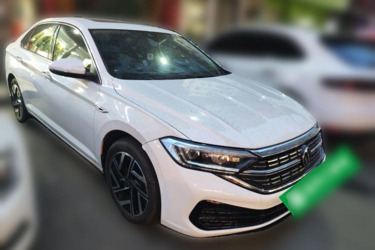 Used Volkswagen Sagitar 2023 300TSI DSG Excellence Edition Front Right 45 Deg