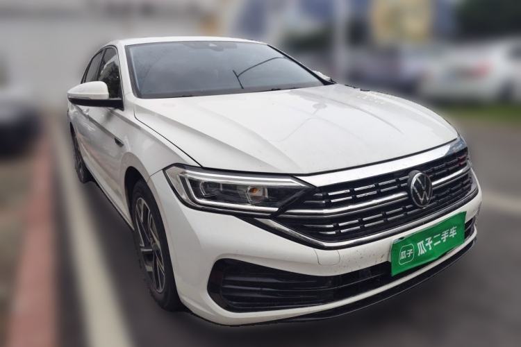 Used Volkswagen Sagitar 2023 300TSI DSG Excellence Edition Front Right 45 Deg