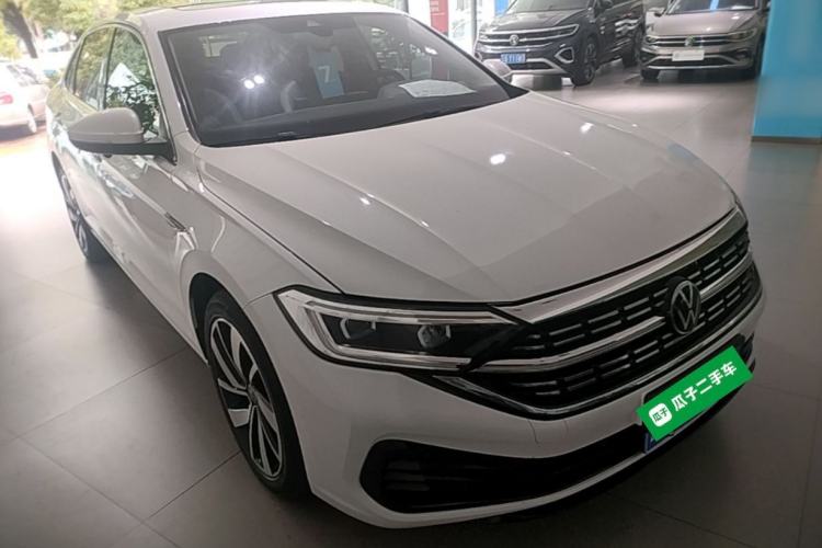 Used Volkswagen Sagitar 2023 300TSI DSG Excellence Edition Front Right 45 Deg
