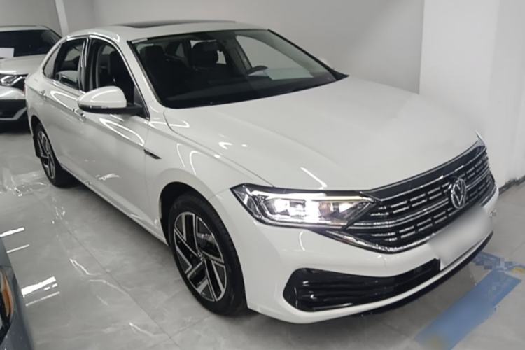 Used Volkswagen Sagitar 2023 280TSI DSG Beyond Lite Edition Front Right 45 Deg