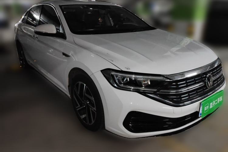 Used Volkswagen Sagitar 2023 300TSI DSG Excellence Edition Front Right 45 Deg