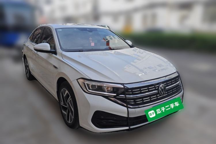 Used Volkswagen Sagitar 2023 280TSI DSG Excellence Edition Front Right 45 Deg