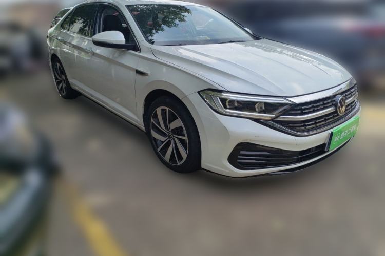 Used Volkswagen Sagitar 2023 300TSI DSG Excellence Edition Front Right 45 Deg