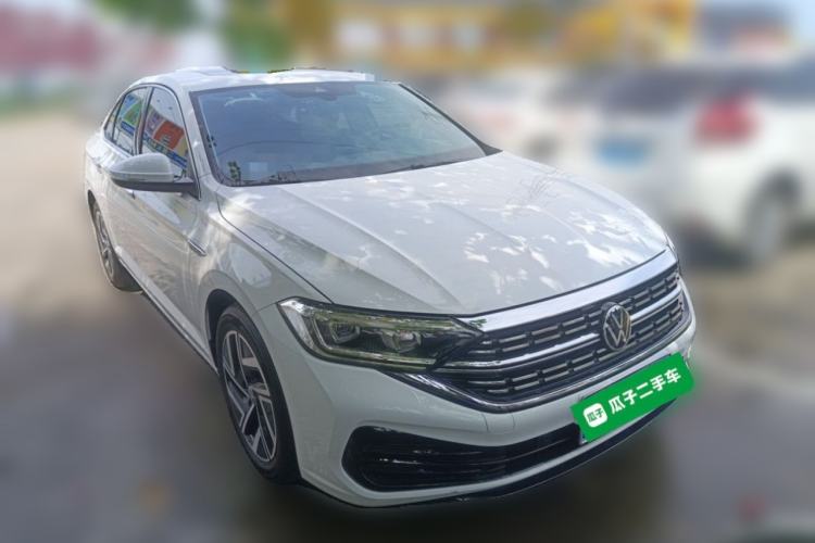 Used Volkswagen Sagitar 2023 300TSI DSG Excellence Edition Front Right 45 Deg