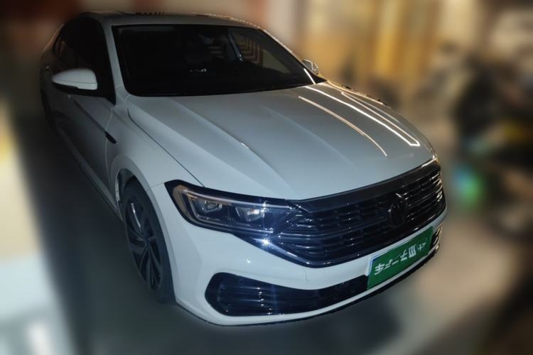 Used Volkswagen Sagitar 2023 300TSI DSG Excellence Edition Front Right 45 Deg