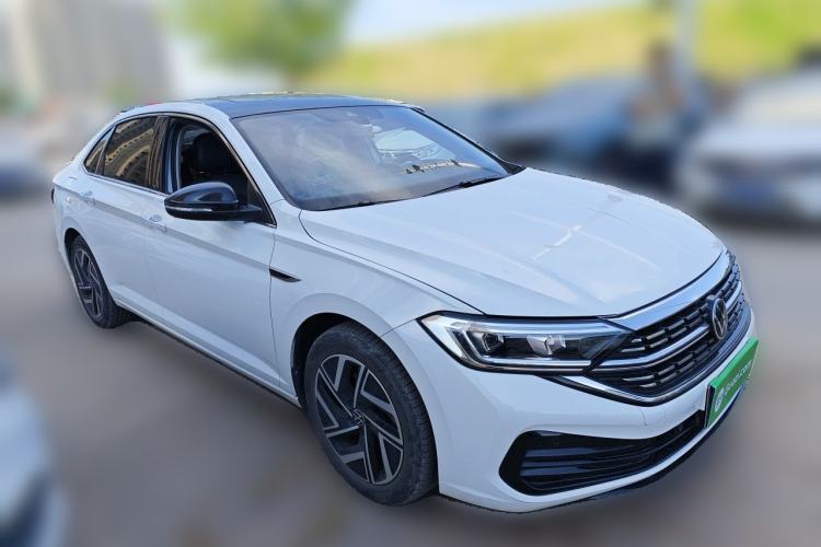 Used Volkswagen Sagitar 2023 300TSI DSG Excellence Edition Front Right 45 Deg