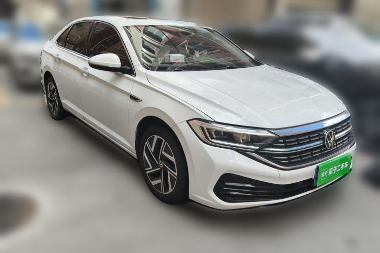 Used Volkswagen Sagitar 2023 300TSI DSG Excellence Edition Front Right 45 Deg