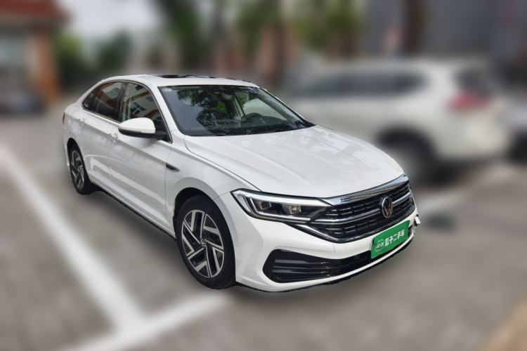 Used Volkswagen Sagitar 2023 Facelift 300TSI DSG Excellence Edition Front Right 45 Deg
