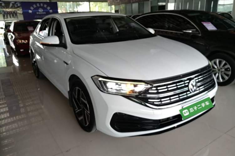 Used Volkswagen Sagitar 2023 280TSI DSG Beyond Lite Edition Front Right 45 Deg