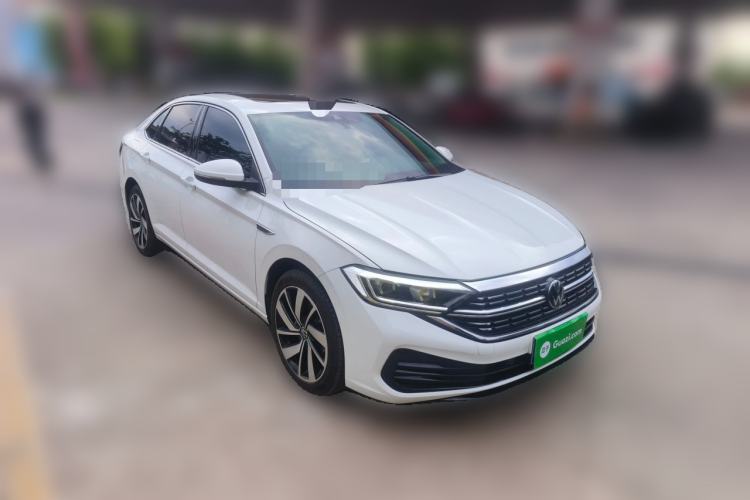 Used Volkswagen Sagitar 2023 300TSI DSG Excellence Edition Front Right 45 Deg