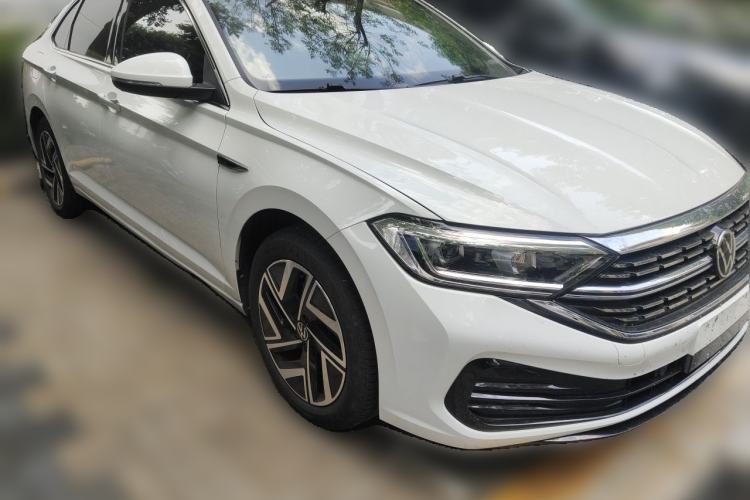 Used Volkswagen Sagitar 2023 300TSI DSG Excellence Edition Front Right 45 Deg