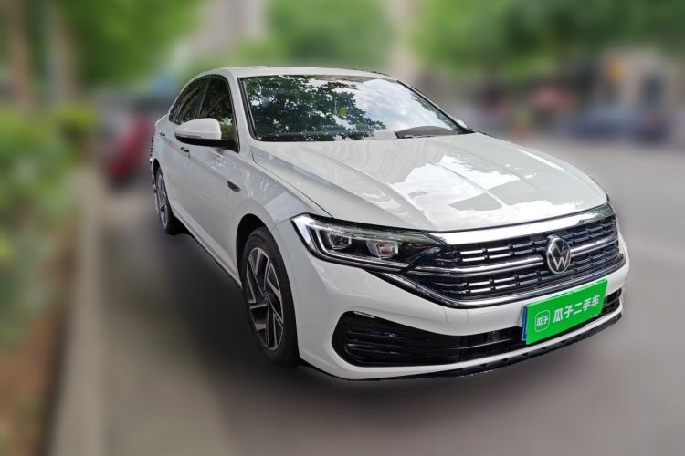 Used Volkswagen Sagitar 2023 300TSI DSG Excellence Edition Front Right 45 Deg