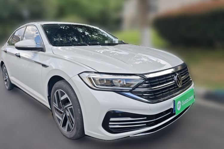 Used Volkswagen Sagitar 2023 300TSI DSG Excellence Edition Front Right 45 Deg
