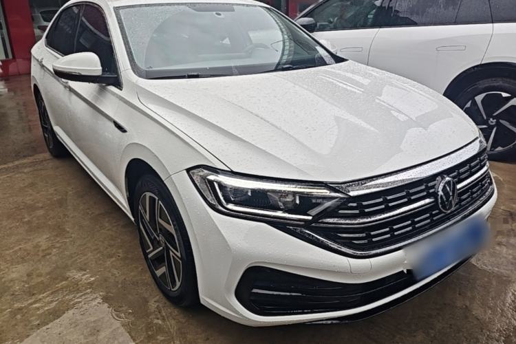 Used Volkswagen Sagitar 2023 280TSI DSG Beyond Lite Edition Front Right 45 Deg