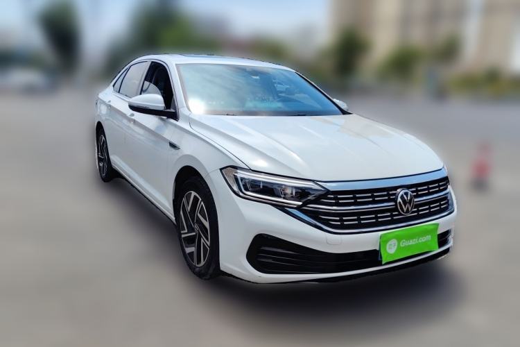 Used Volkswagen Sagitar 2023 300TSI DSG Excellence Edition Front Right 45 Deg