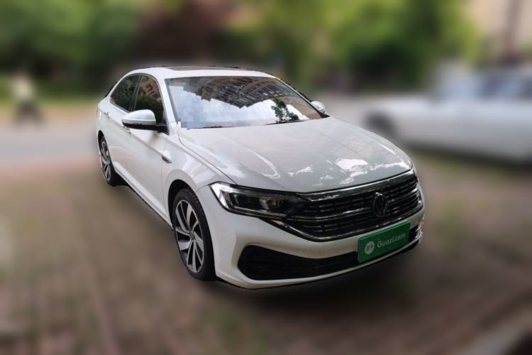 Used Volkswagen Sagitar 2023 300TSI DSG Excellence Edition Front Right 45 Deg