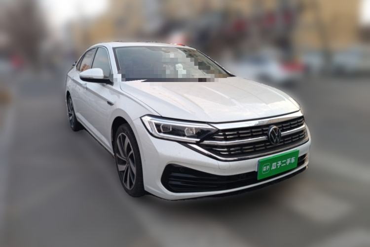 Used Volkswagen Sagitar 2023 300TSI DSG Excellence Edition Front Right 45 Deg