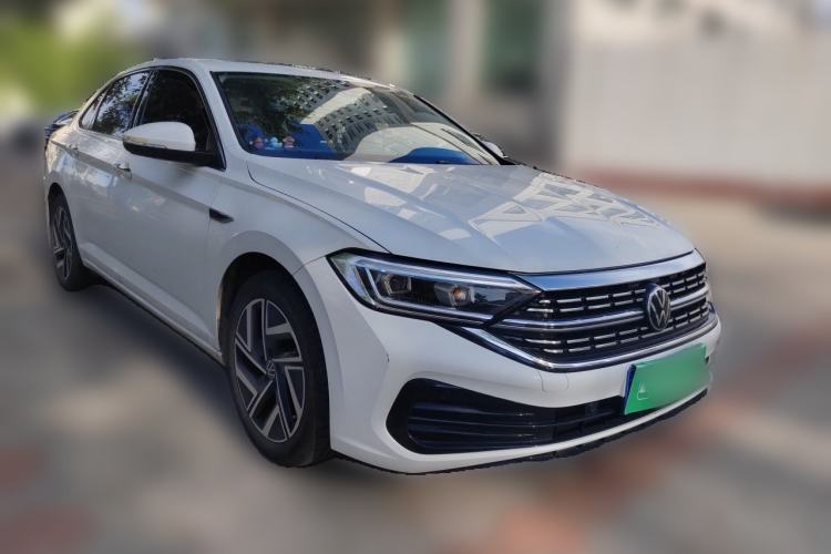 Used Volkswagen Sagitar 2023 300TSI DSG Excellence Edition Front Right 45 Deg