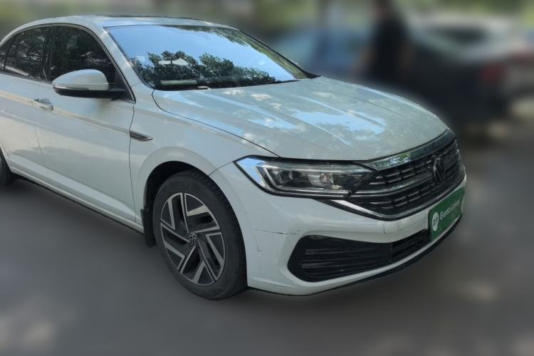 Used Volkswagen Sagitar 2023 280TSI DSG Excellence Plus Edition Front Right 45 Deg