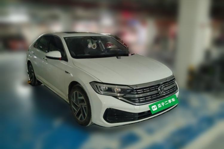 Used Volkswagen Sagitar 2023 200TSI DSG Flyover Edition Front Right 45 Deg