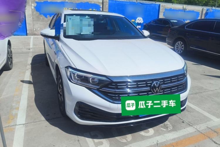 Used Volkswagen Sagitar 2023 300TSI DSG Excellence Edition Front Right 45 Deg