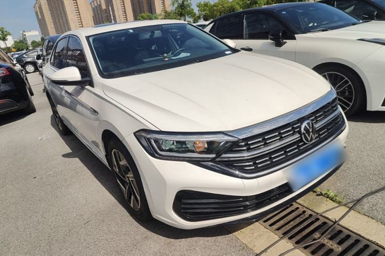 Used Volkswagen Sagitar 2023 280TSI DSG Beyond Lite Edition Front Right 45 Deg