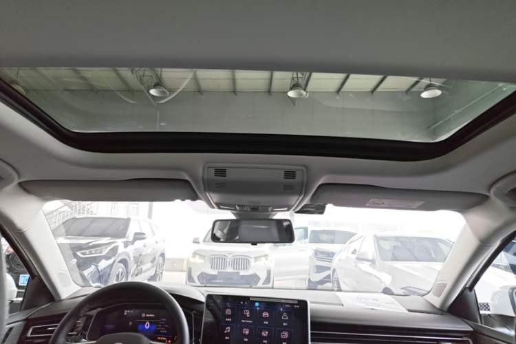 Used Volkswagen Sagitar 2023 300TSI DSG Excellence Edition Headliner