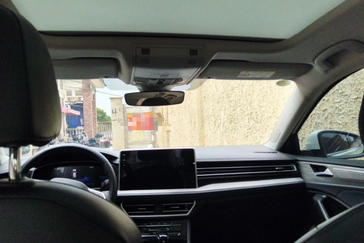 Used Volkswagen Sagitar 2023 200TSI DSG Excellence Edition Headliner