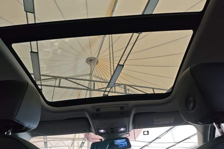 Used Volkswagen Sagitar 2023 300TSI DSG Excellence Edition Headliner