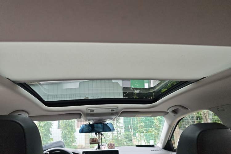 Used Volkswagen Sagitar 2023 300TSI DSG Excellence Edition Headliner