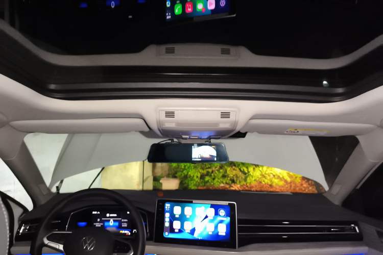 Used Volkswagen Sagitar 2023 300TSI DSG Excellence Edition Headliner