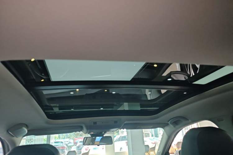 Used Volkswagen Sagitar 2023 300TSI DSG Excellence Edition Headliner