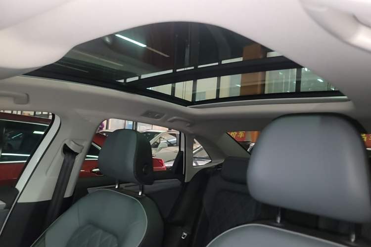 Used Volkswagen Sagitar 2023 300TSI DSG Excellence Edition Headliner