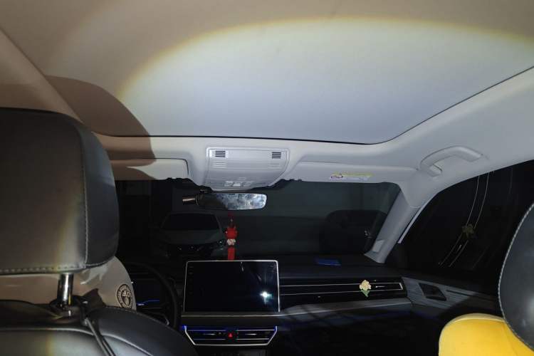 Used Volkswagen Sagitar 2023 280TSI DSG Excellence Edition Headliner