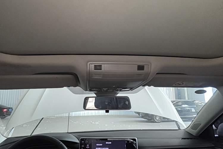 Used Volkswagen Sagitar 2023 300TSI DSG Excellence Edition Headliner