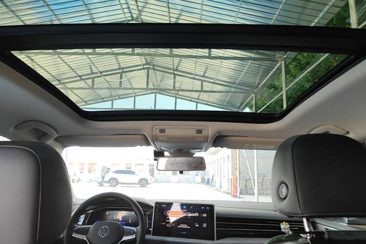 Used Volkswagen Sagitar 2023 300TSI DSG Excellence Edition Headliner