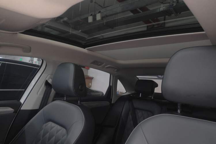 Used Volkswagen Sagitar 2023 300TSI DSG Excellence Edition Headliner