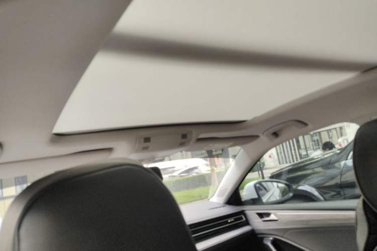Used Volkswagen Sagitar 2023 300TSI DSG Excellence Edition Headliner