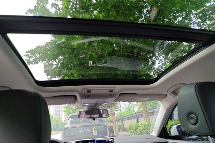 Used Volkswagen Sagitar 2023 300TSI DSG Excellence Edition Headliner