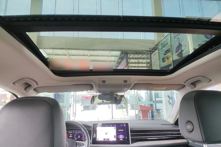 Used Volkswagen Sagitar 2023 300TSI DSG Excellence Edition Headliner
