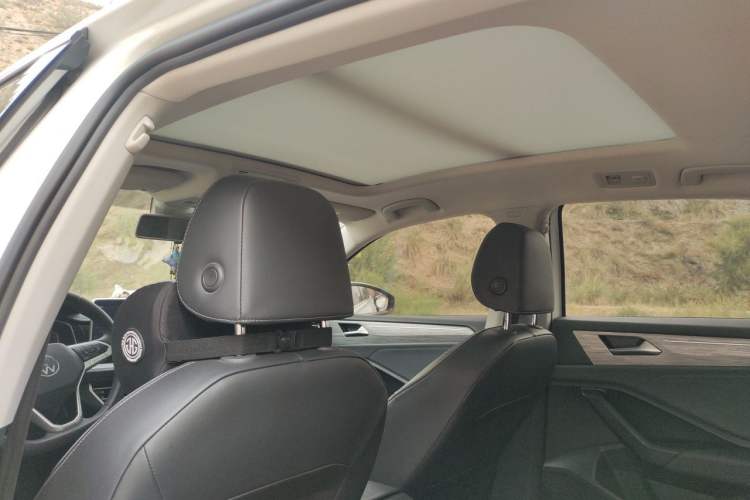 Used Volkswagen Sagitar 2023 300TSI DSG Excellence Edition Headliner