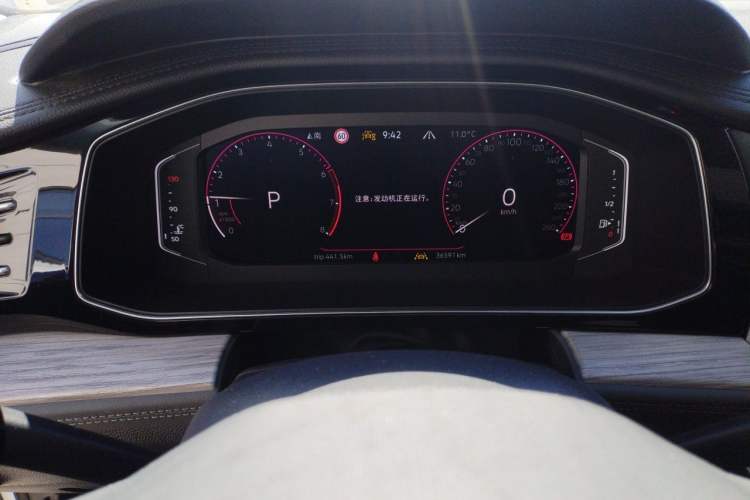 Used Volkswagen Sagitar 2023 300TSI DSG Excellence Edition Instrument Cluster