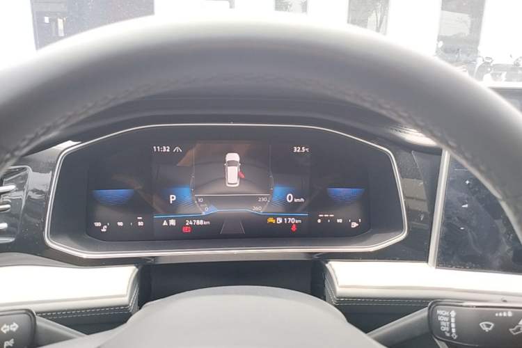 Used Volkswagen Sagitar 2023 300TSI DSG Excellence Edition Instrument Cluster