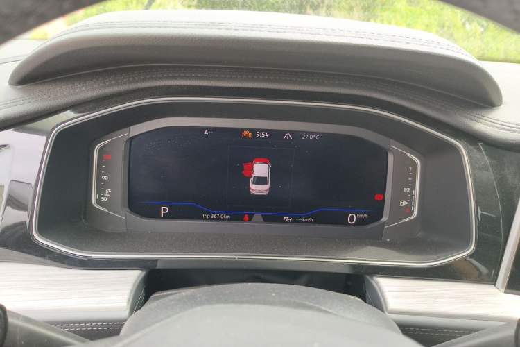 Used Volkswagen Sagitar 2023 280TSI DSG Excellence Edition Instrument Cluster
