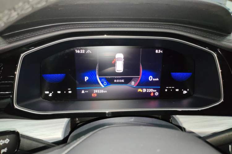 Used Volkswagen Sagitar 2023 300TSI DSG Excellence Edition Instrument Cluster