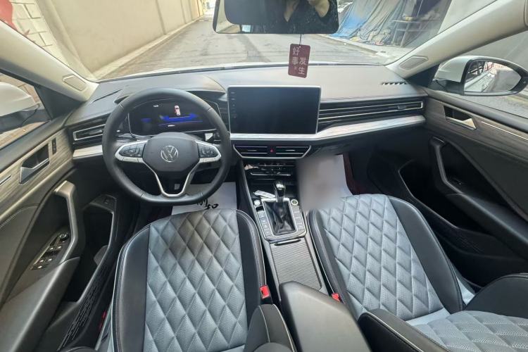 Used Volkswagen Sagitar 2023 200TSI DSG Excellence Edition Interior 1