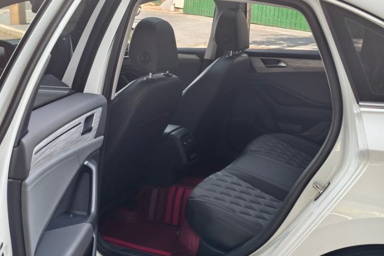 Used Volkswagen Sagitar 2023 300TSI DSG Excellence Edition Interior 1