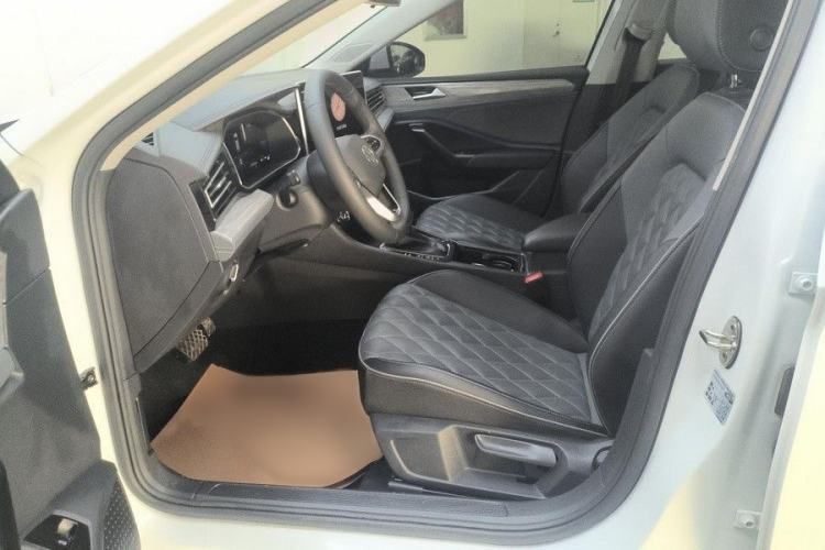 Used Volkswagen Sagitar 2023 300TSI DSG Excellence Edition Interior 1